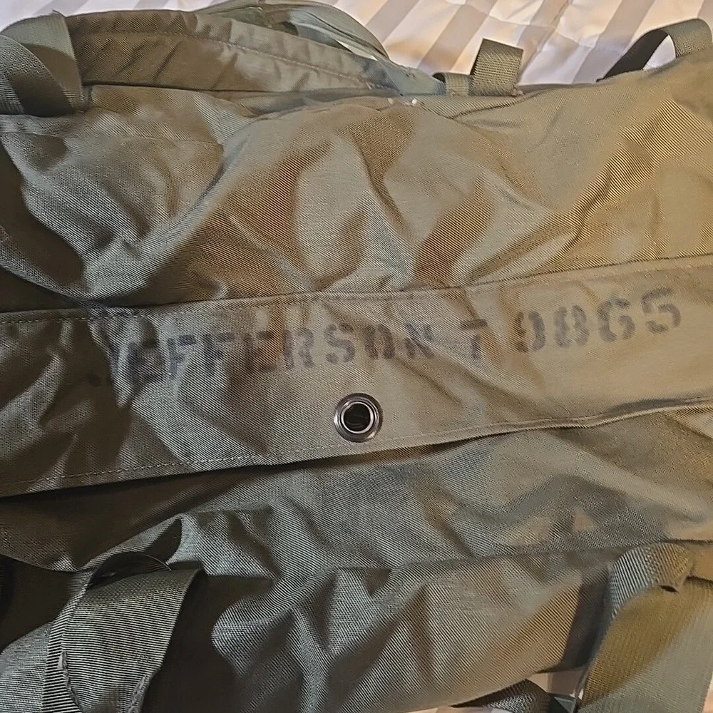 Genuine Issue Zippered Gear Improved Transport‎ Duffel Bag Olive Drab Green